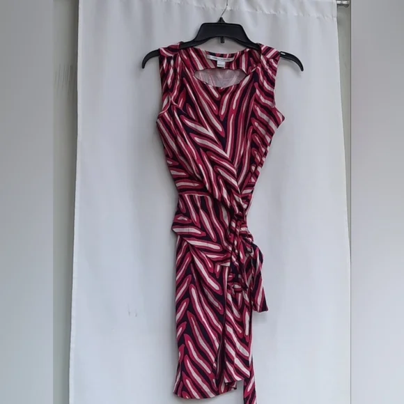 Diane Von Furstenberg Silk Shina faux wrap Herringbone dress - Picture 5 of 12